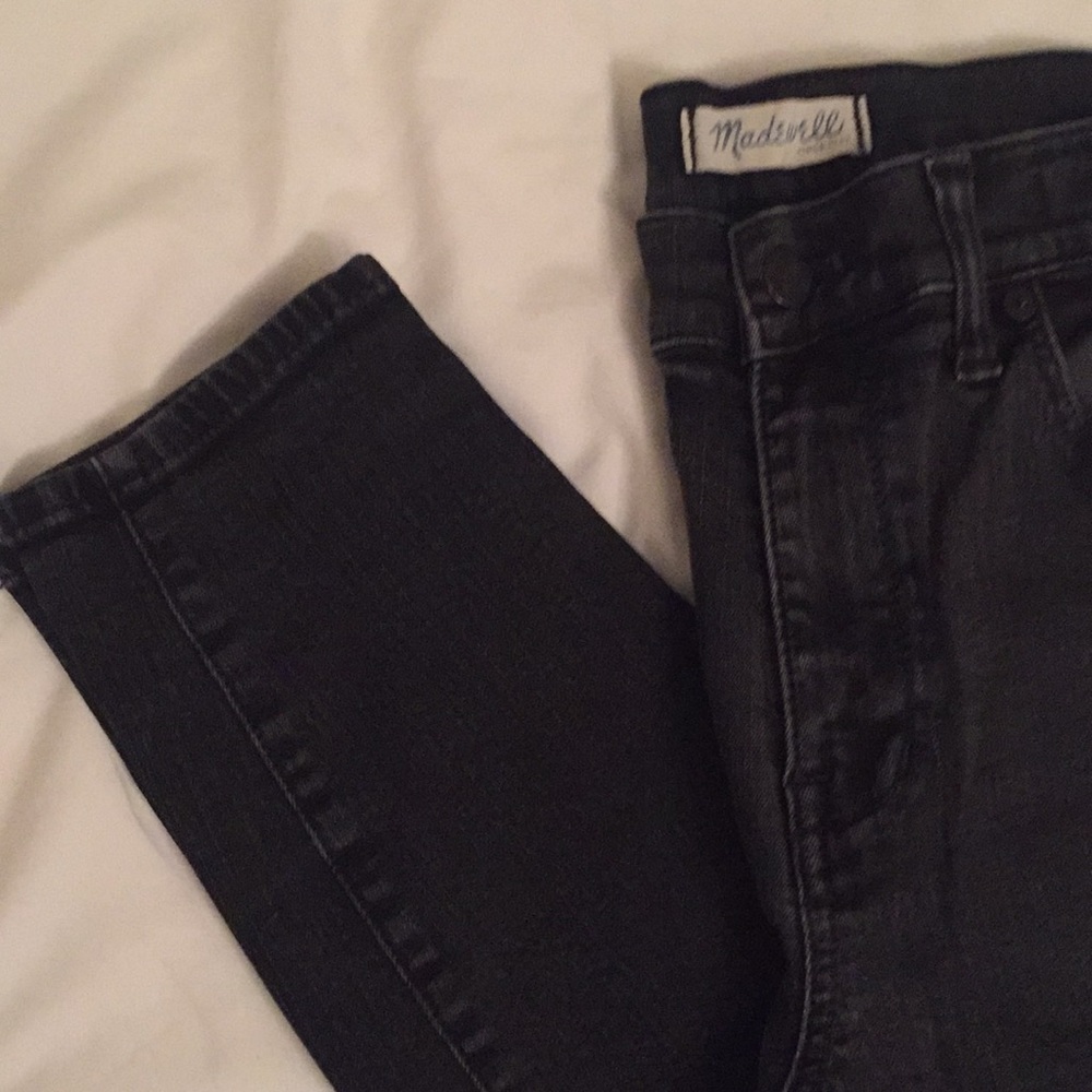 Madewell Skinny Black Jeans!